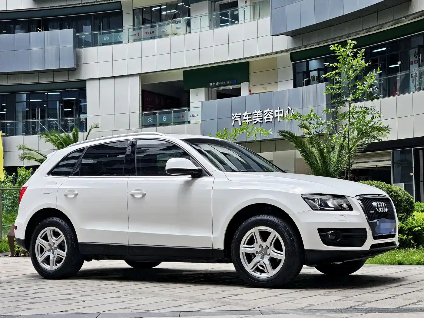 Audi Q5 2011 2.0TFSI Technology фото 3