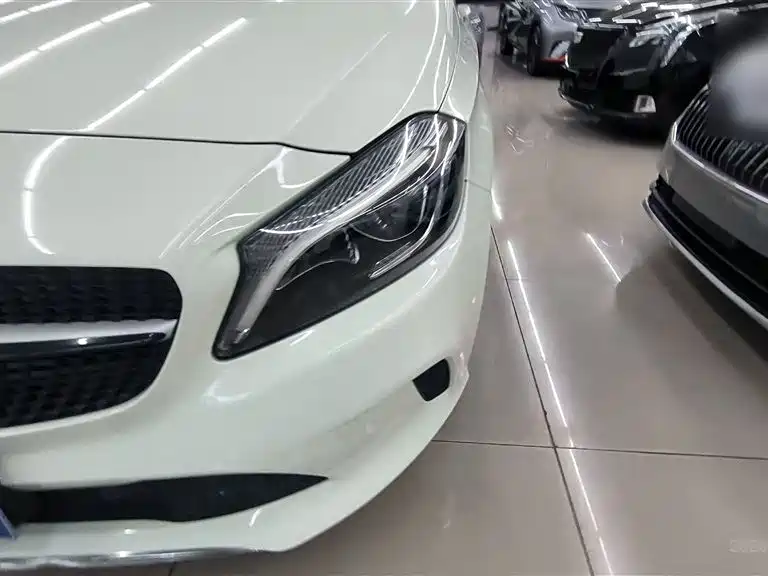 Mercedes-Benz A-Class (Import) 2017 Facelift A 200 Fashion фото 12