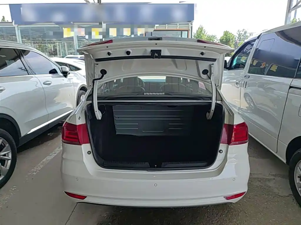 Volkswagen Santana 2019 1.5L Manual Comfort Edition China VI фото 19