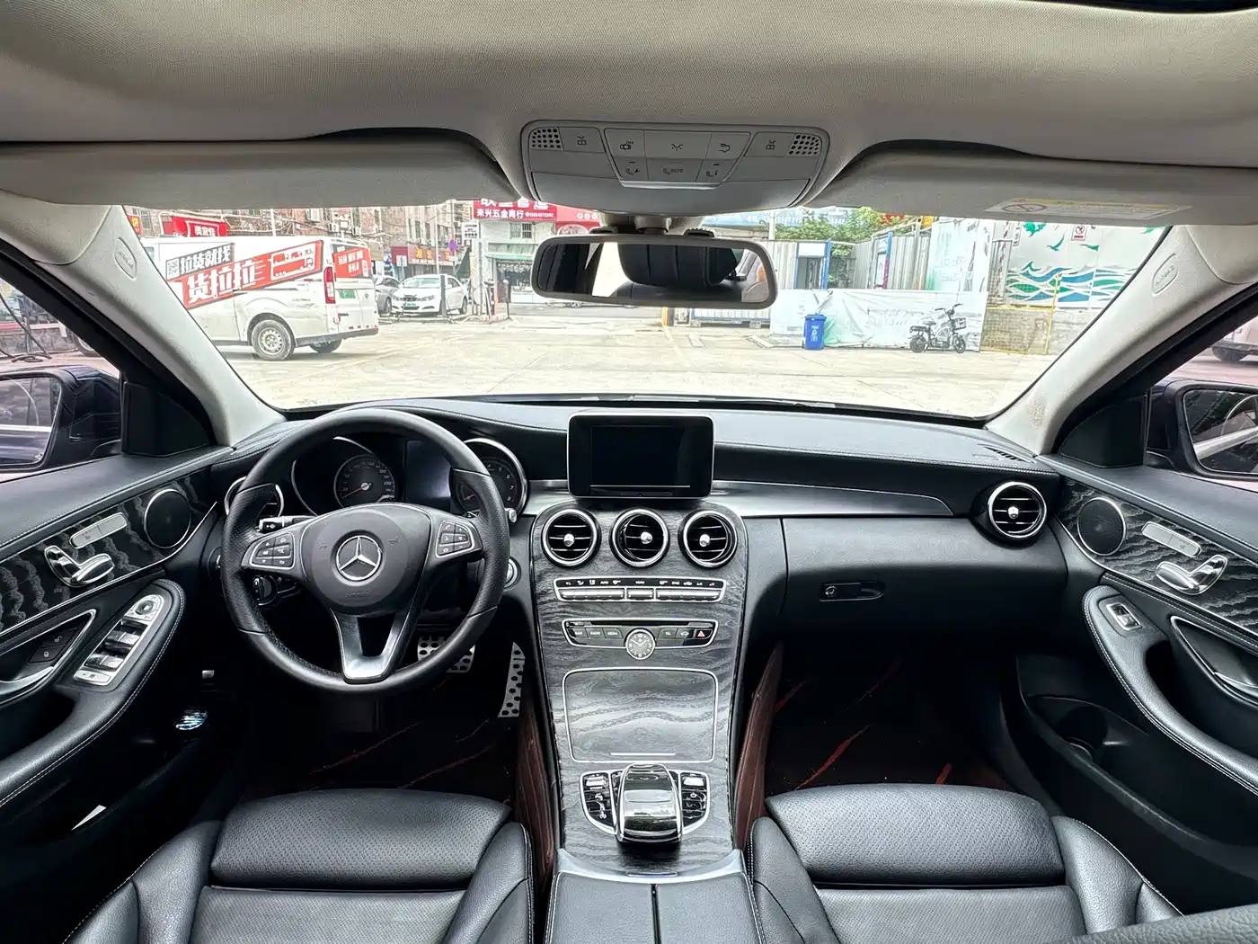 Mercedes-Benz C-Class 2018 C 200 L Sport Edition фото 4