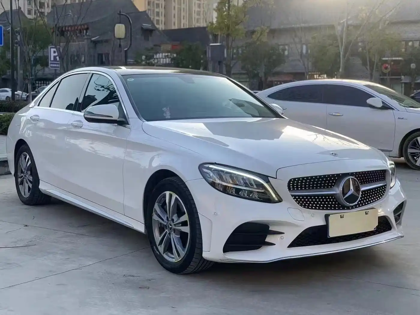 MERCEDES-BENZ C CLASS