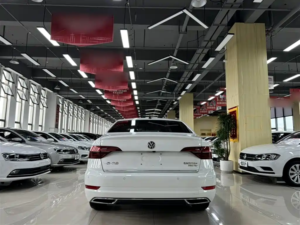 Volkswagen Sagitar 2021 280TSI DSG Luxury Smart Connect фото 12