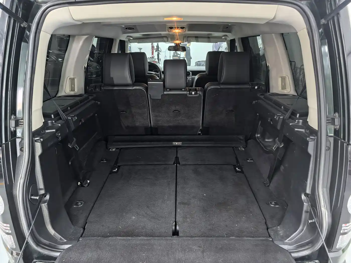 Land Rover Discovery 2010 2010 4.0 V6 HSE Petrol