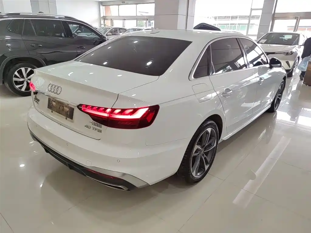 Audi A4L 2020 40 TFSI Fashion Dynamic Edition фото 5