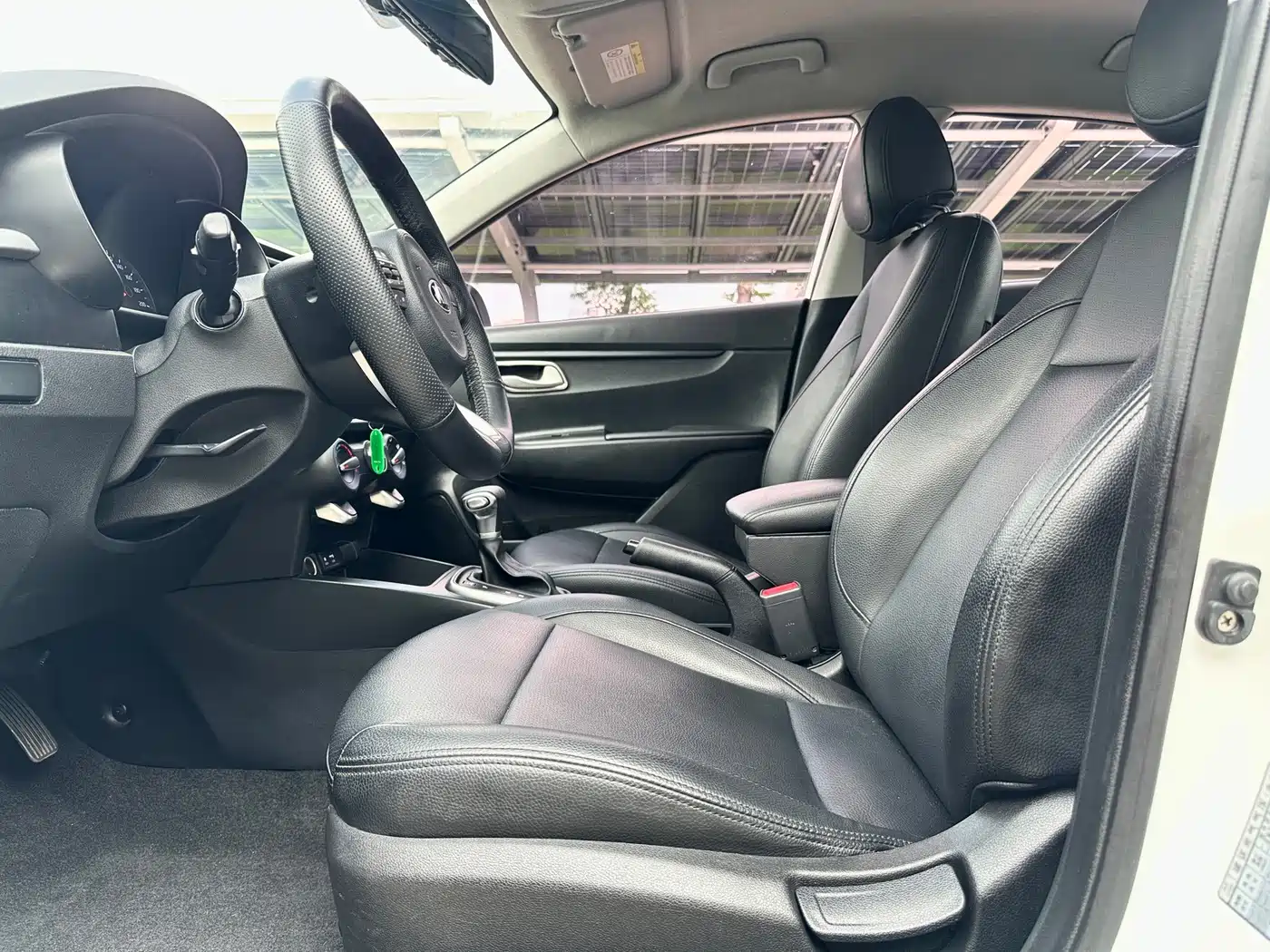 Photo 11 - Kia K2