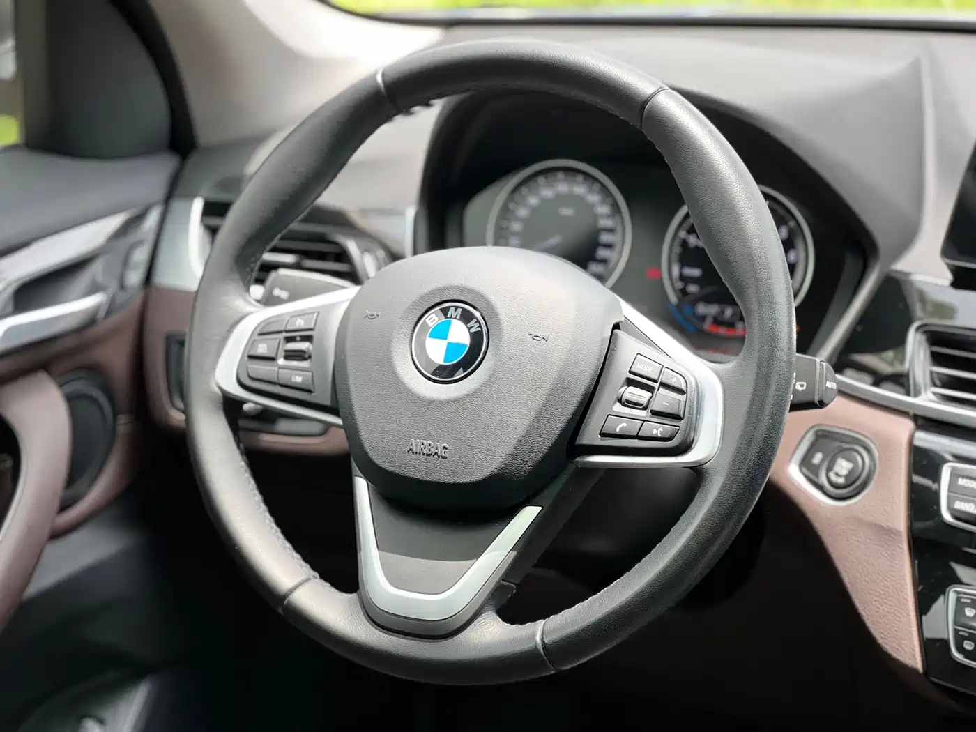 BMW X1 2020 sDrive25Li Leading Model фото 11