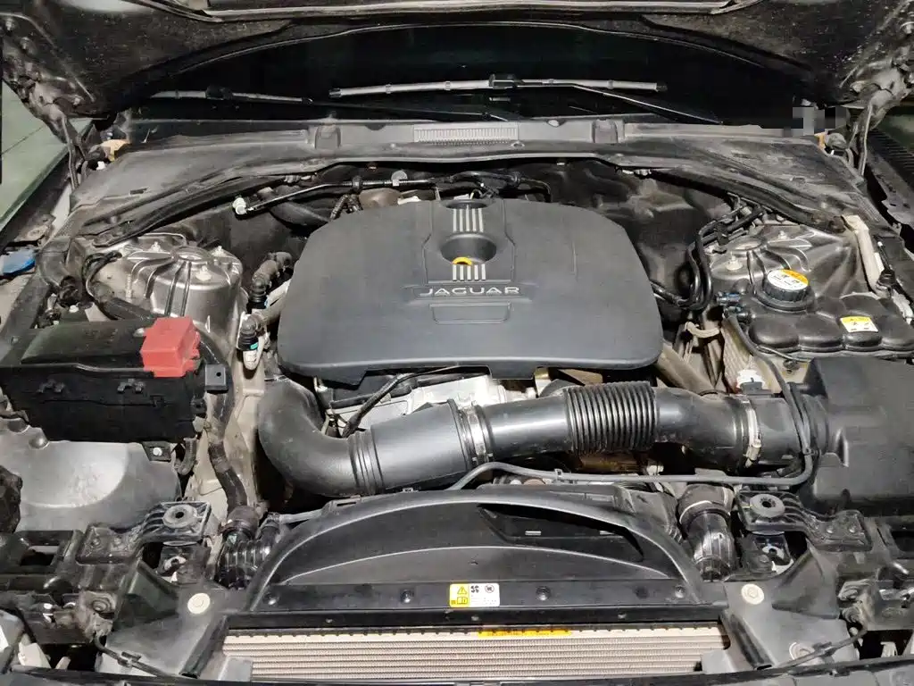 Jaguar XE 2017 2017 2.0T 200PS R-Sport