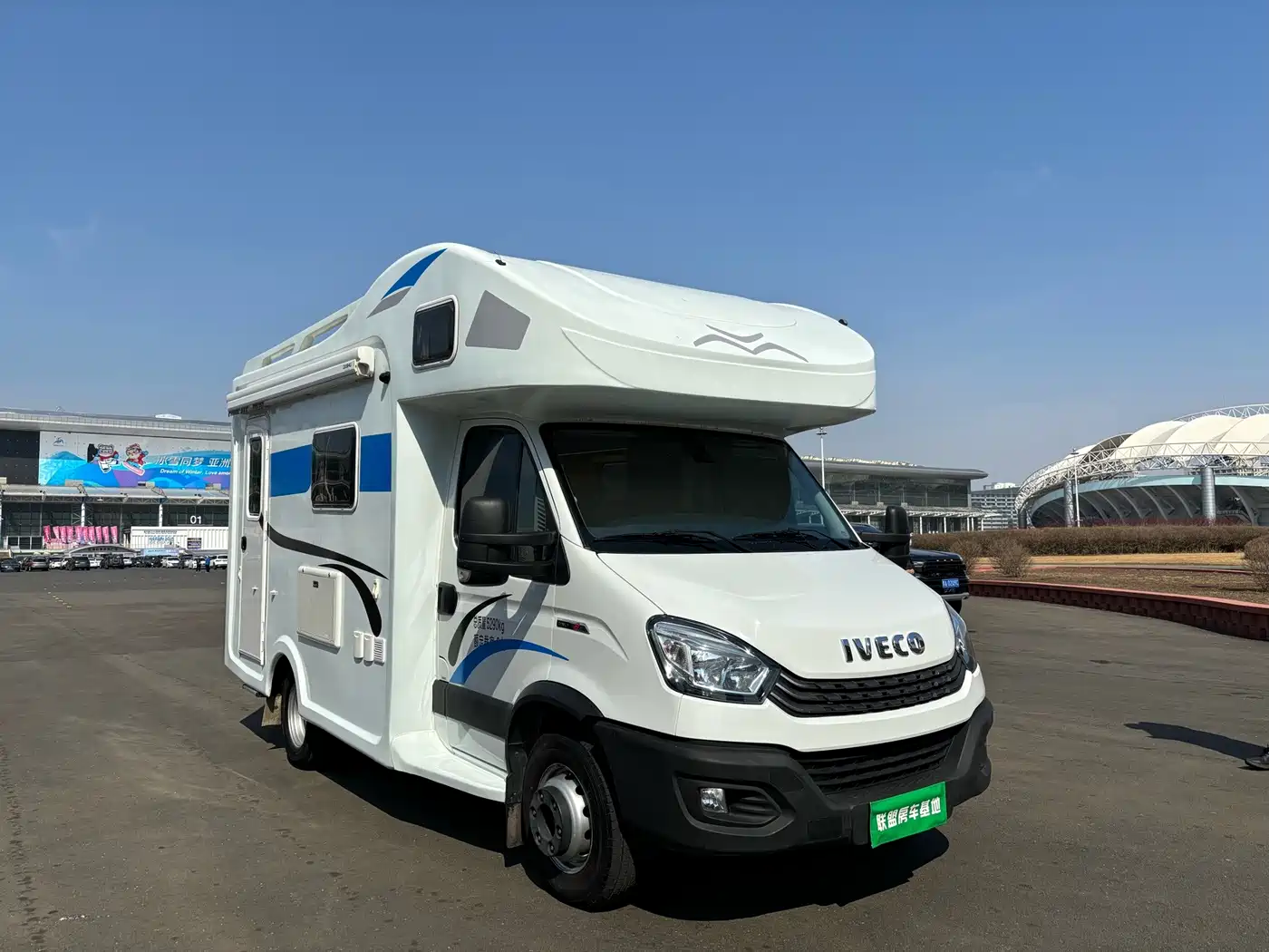 Iveco Daily 2023 2021 3.0T Automatic Professional Chassis 6-ton Extended Wheelbase Double-row Chassis F1C