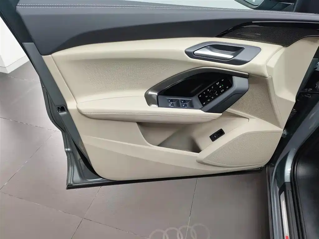 Audi Q5L 2026 2026 Smart Hybrid Flagship