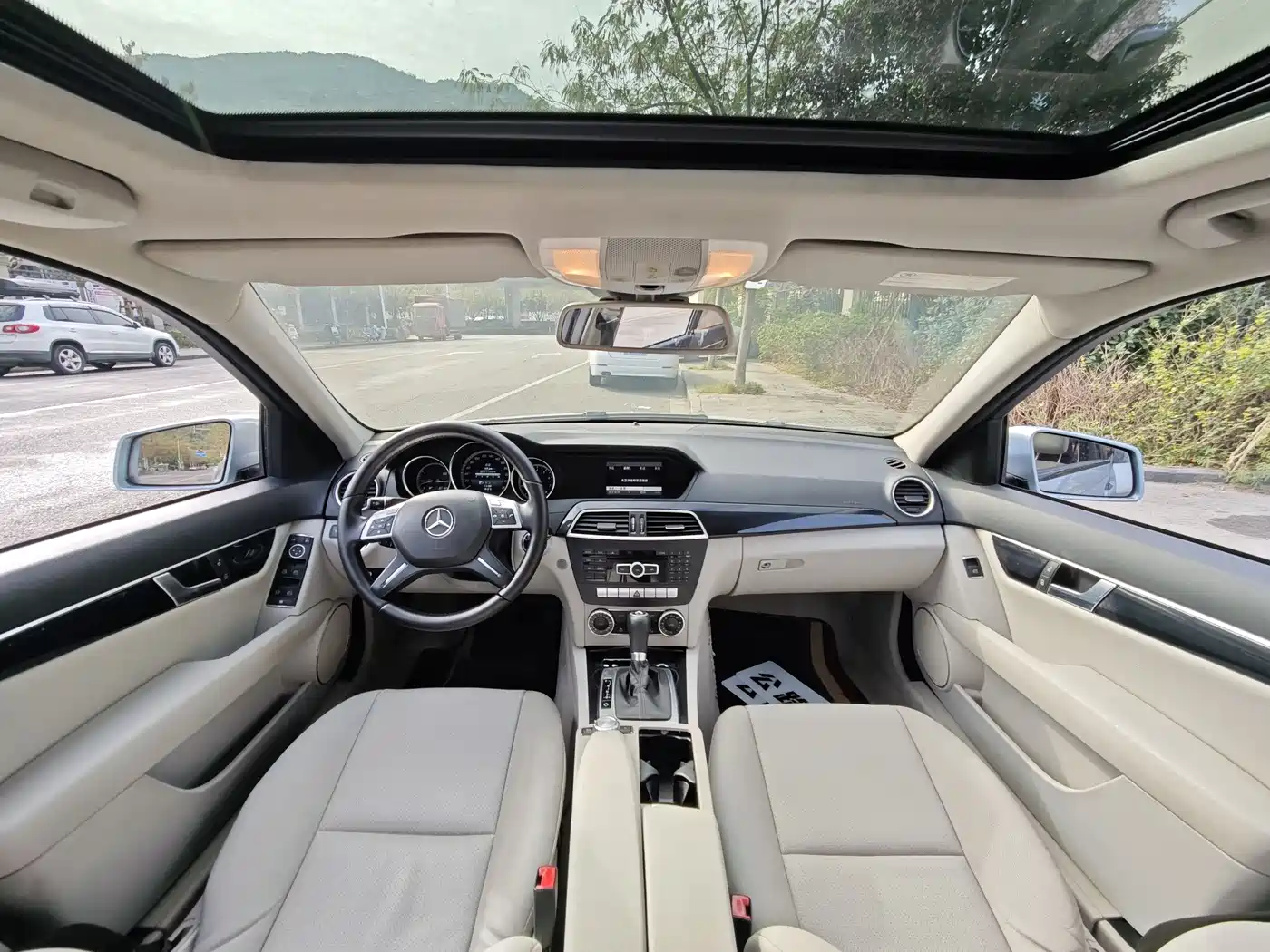 Mercedes-Benz C-Class 2013 C 180 Classic Grand Edition фото 11