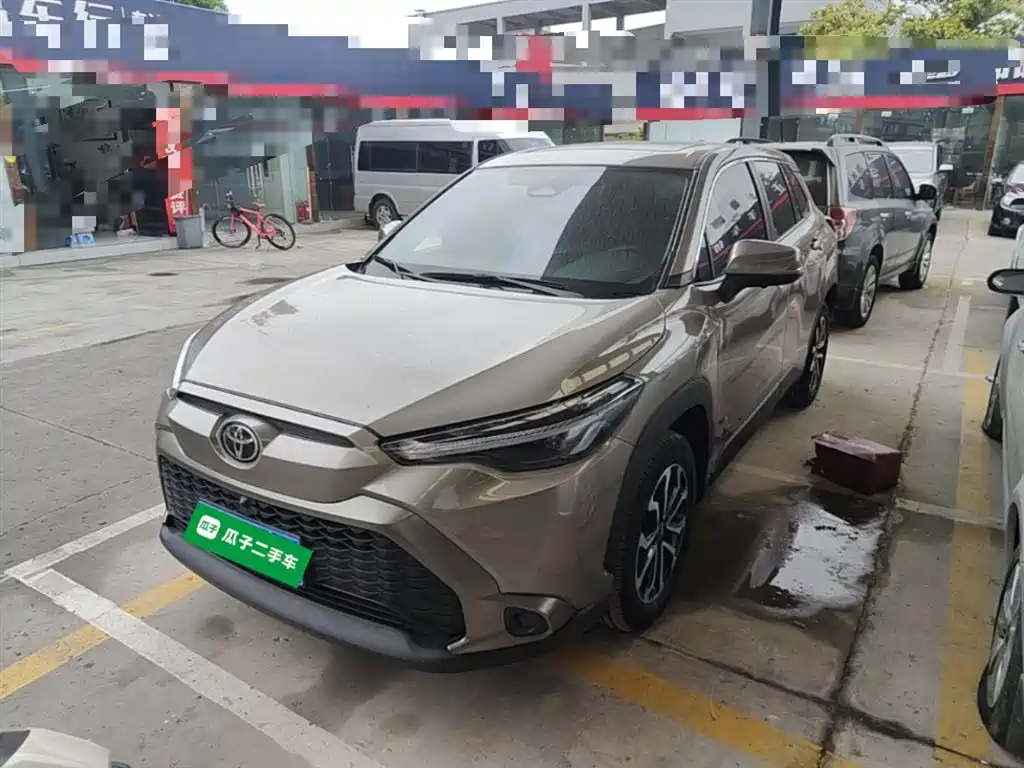 Toyota Frontlander 2024 2.0L CVT Luxury Edition