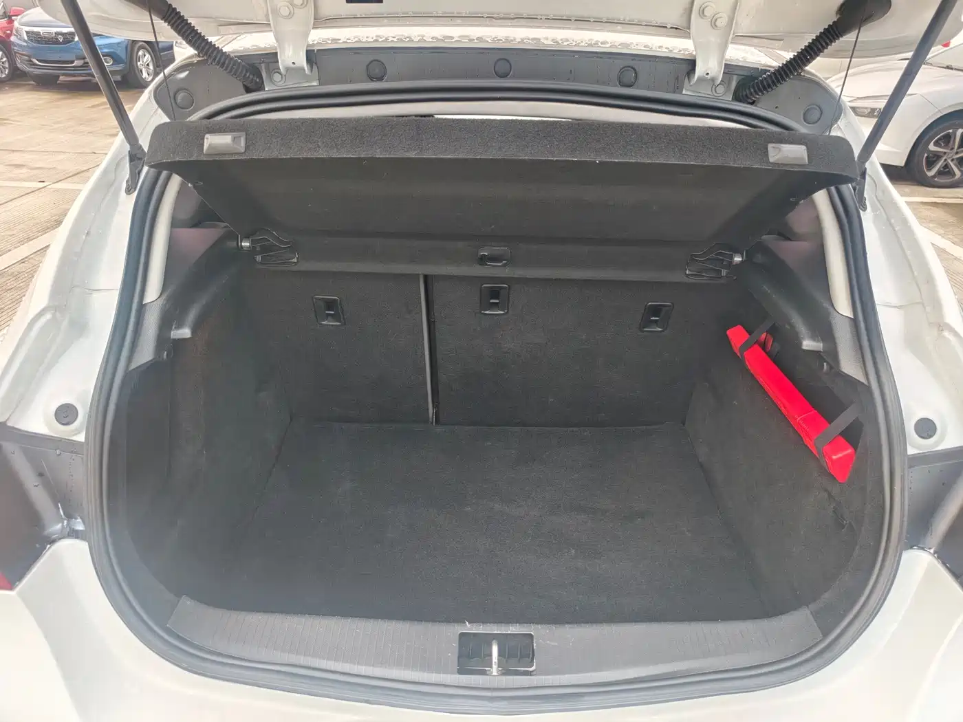 Photo 14 - Buick Excelle