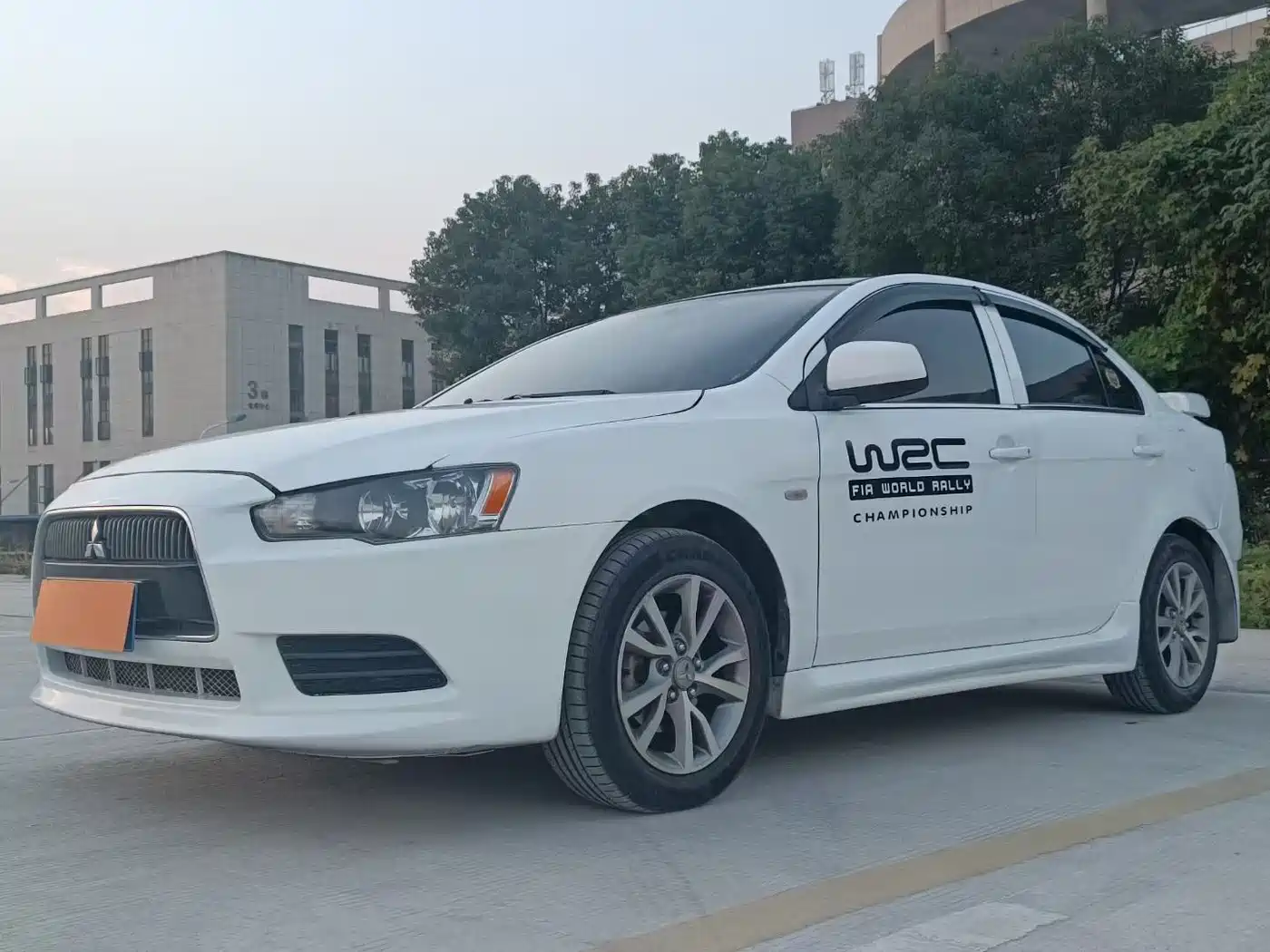 Mitsubishi Lancer EX 2012 1.8L Manual Charm Edition