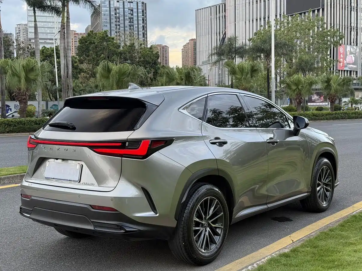 Lexus NX 2023 260 FWD Dynamic Edition фото 4