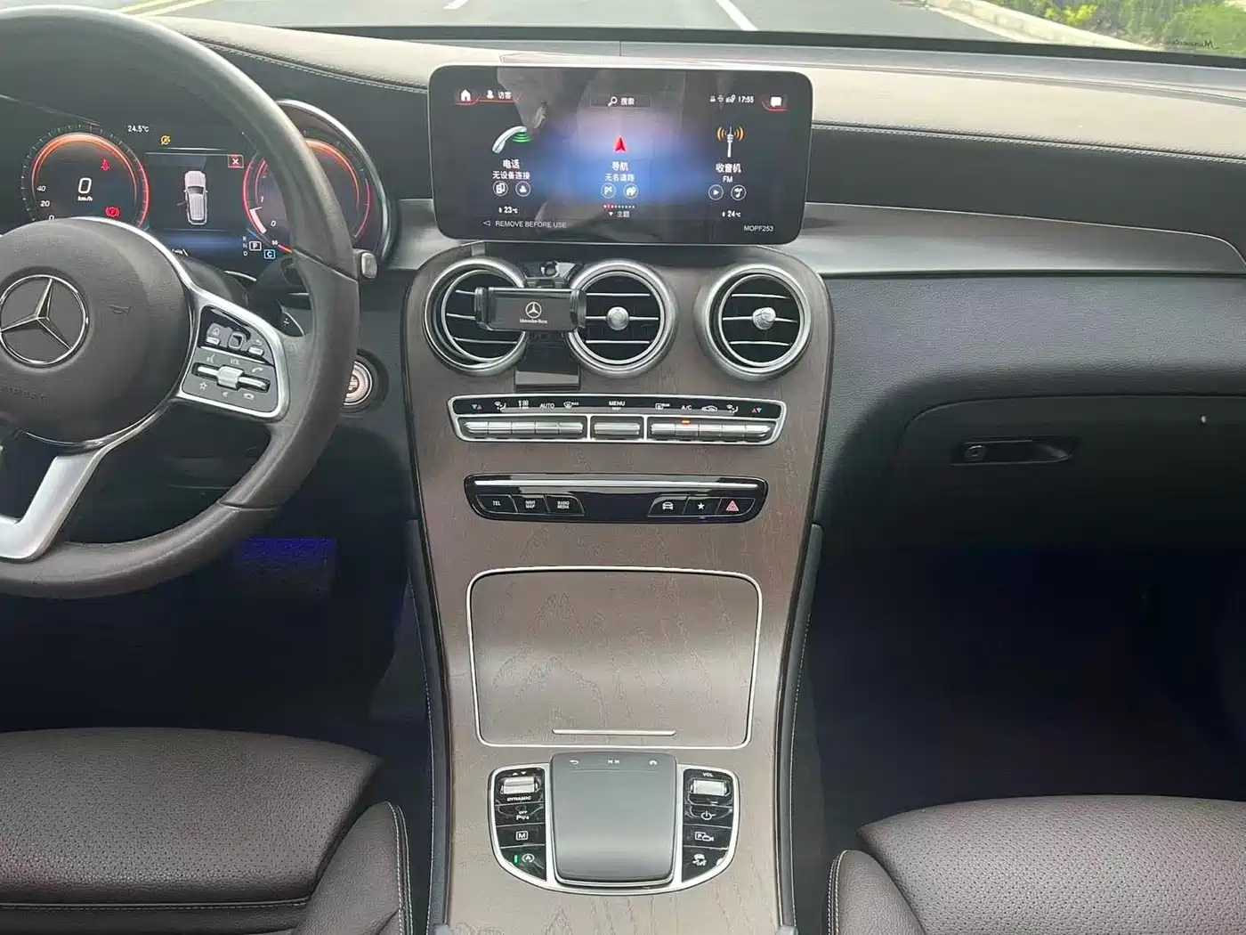 Mercedes-Benz GLC 2022 Model GLC 300 L 4MATIC Dynamic Edition фото 10