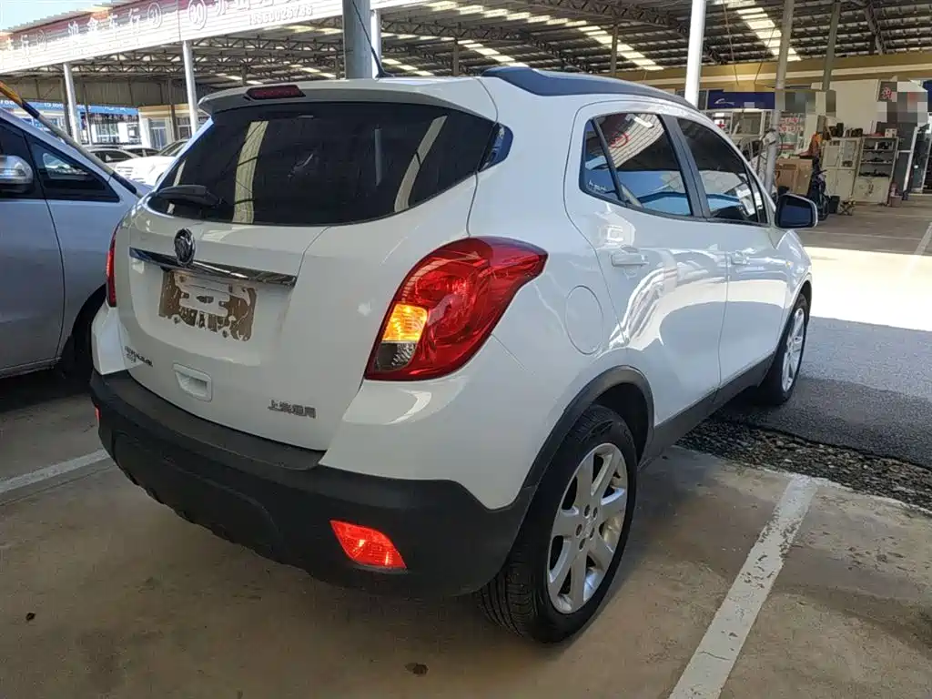 Buick Encore 2015 1.4T Automatic 2WD Urban Elite фото 27