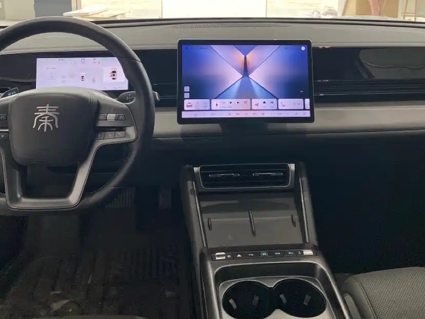 BYD Qin L 2025 EV 545KM Superior фото 10