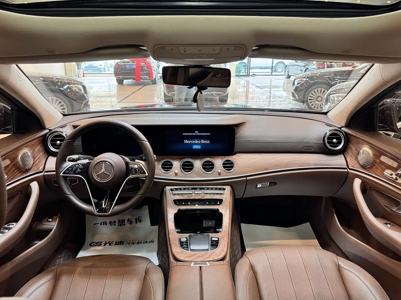 Mercedes-Benz E-Class 2023 E 300 L Fashion фото 14