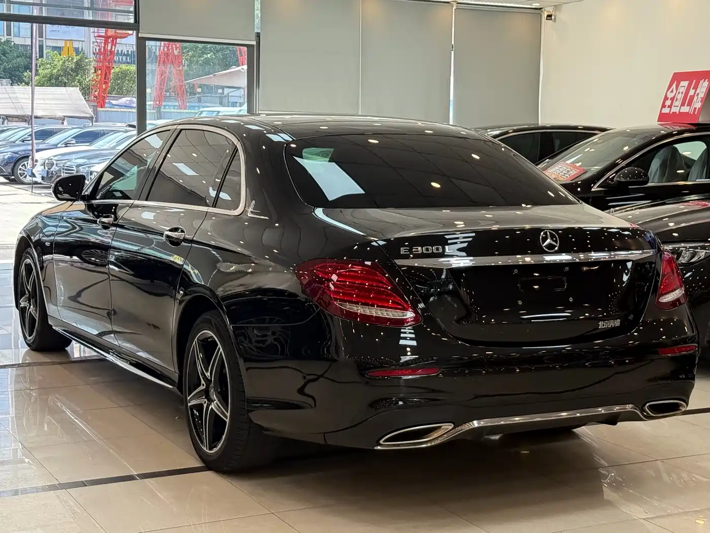 Mercedes-Benz E-Class 2020 Facelift E 300 L Sport Exclusive фото 26