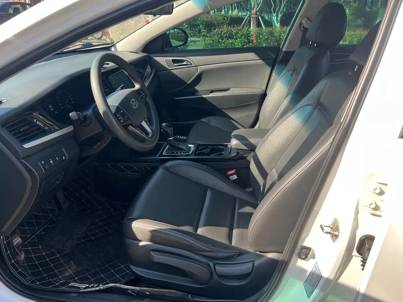 HYUNDAI NAME PICTURE