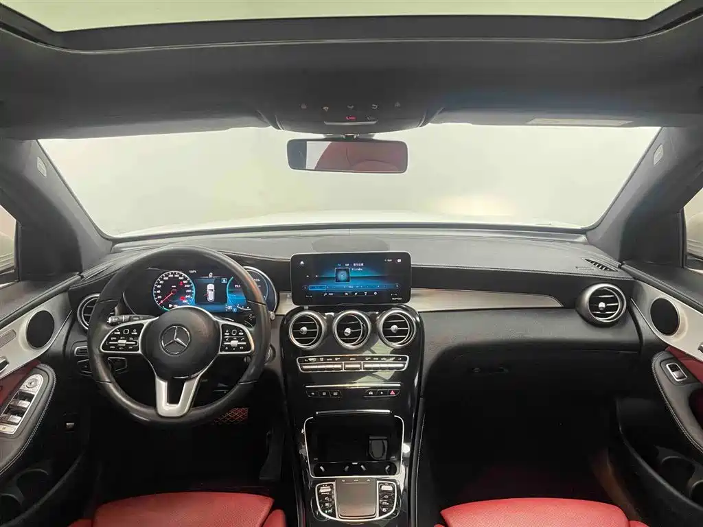 Mercedes-Benz GLC 2020 Facelift GLC 260 L 4MATIC Dynamic фото 16