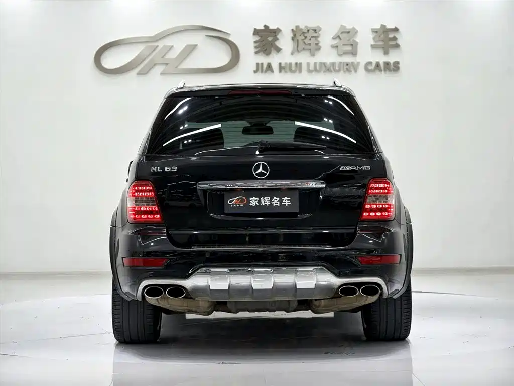 Mercedes-Benz M-Class AMG 2011 AMG ML 63 фото 6