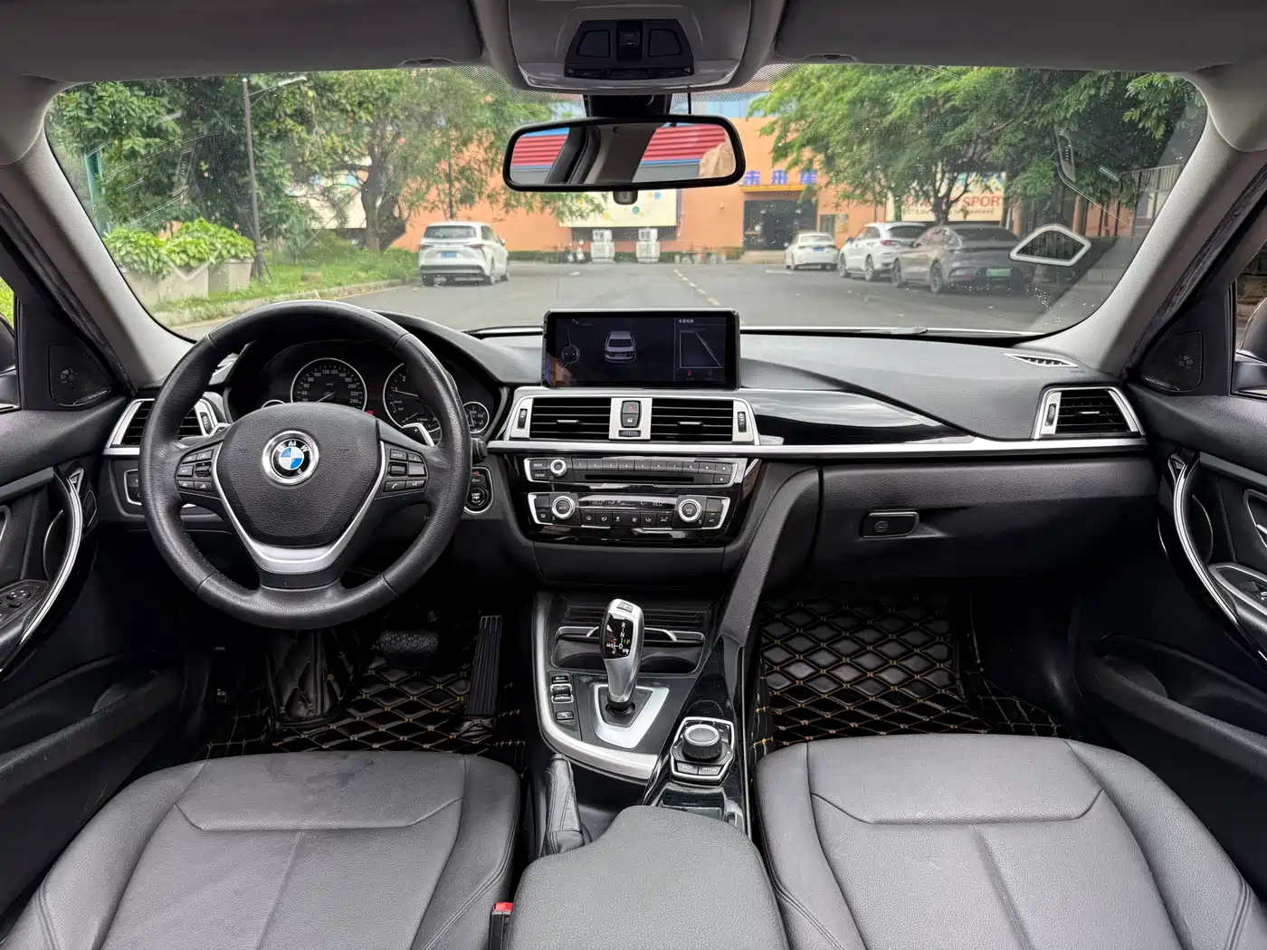 BMW 3 Series 2016 316Li Fashion фото 11