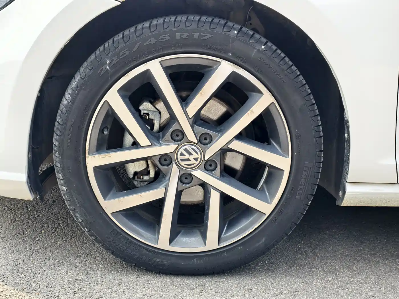 Volkswagen Golf 2020 200TSI DSG Comfort фото 8