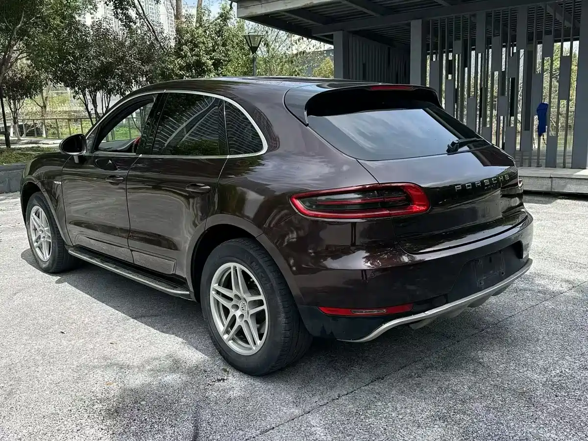 Porsche Macan 2017 Macan 2.0T фото 9