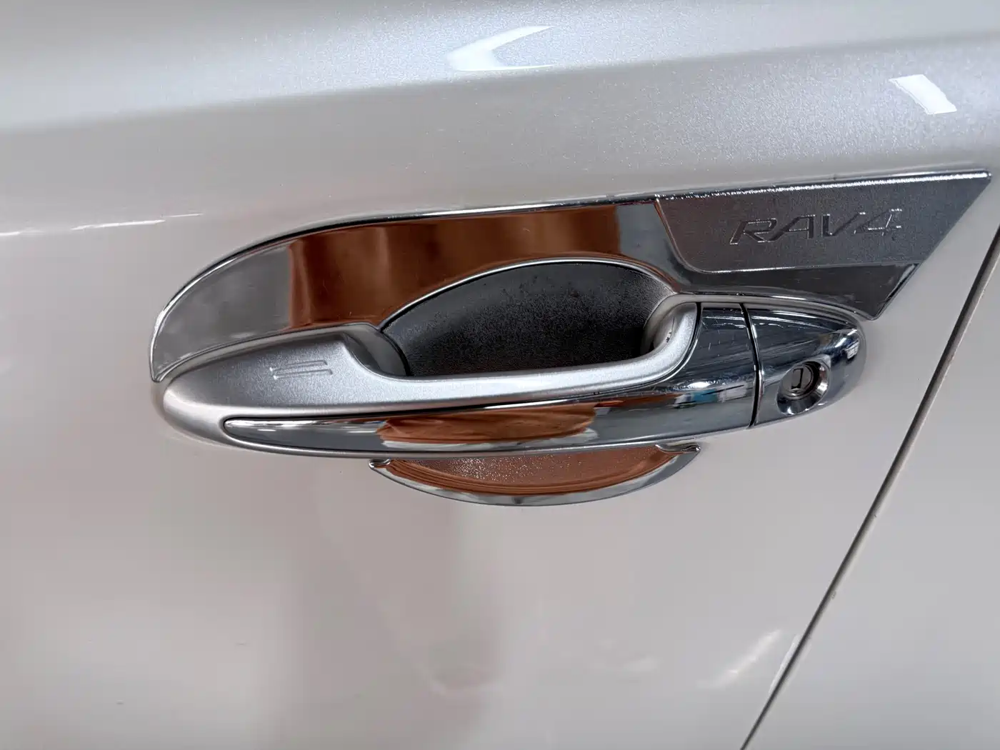 Toyota RAV4 Rongfang 2018 2.5L Automatic 4WD Elite i Edition фото 7