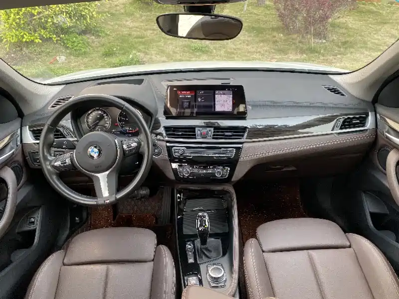 BMW X1 2020 xDrive25Li Premium Edition фото 5