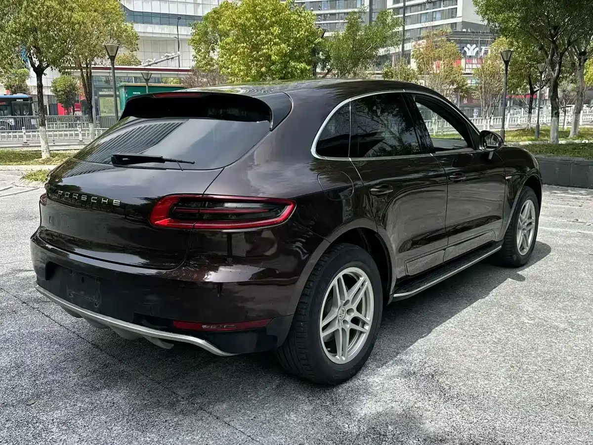 Porsche Macan 2017 Macan 2.0T фото 7