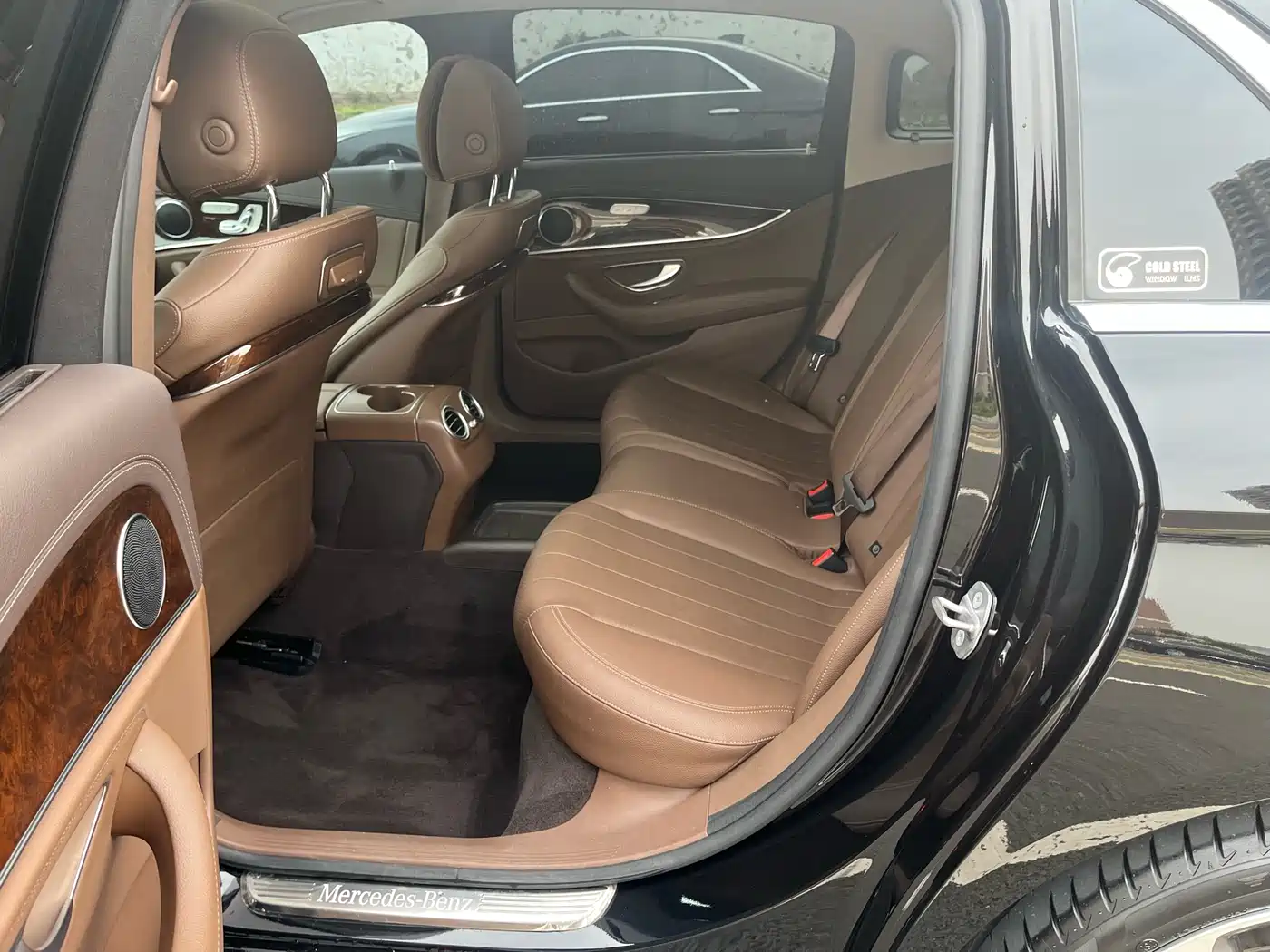 Mercedes-Benz E-Class 2018 E 300 L Luxury фото 22