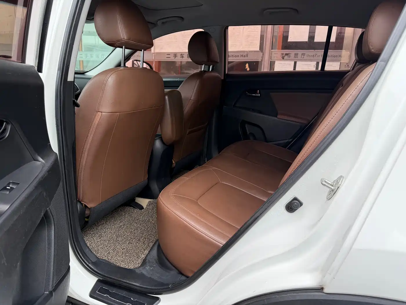 Kia Sportage 2012 2.0L Automatic 2WD GL фото 5