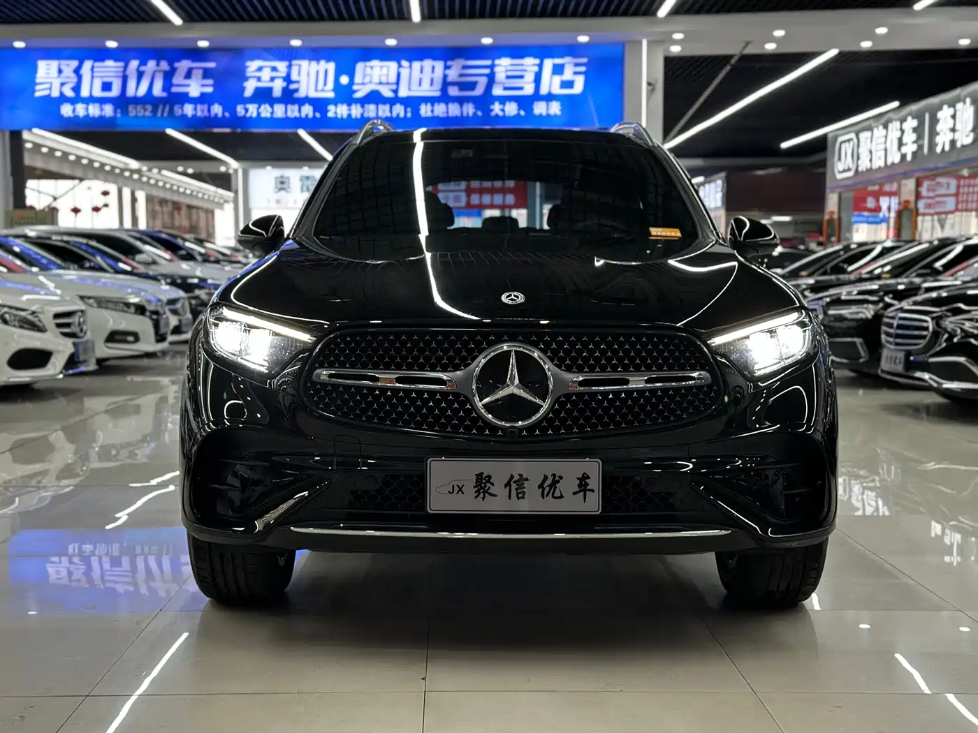 Mercedes-Benz GLC 2024 GLC 260 L 4MATIC Luxury 5-seater фото 3