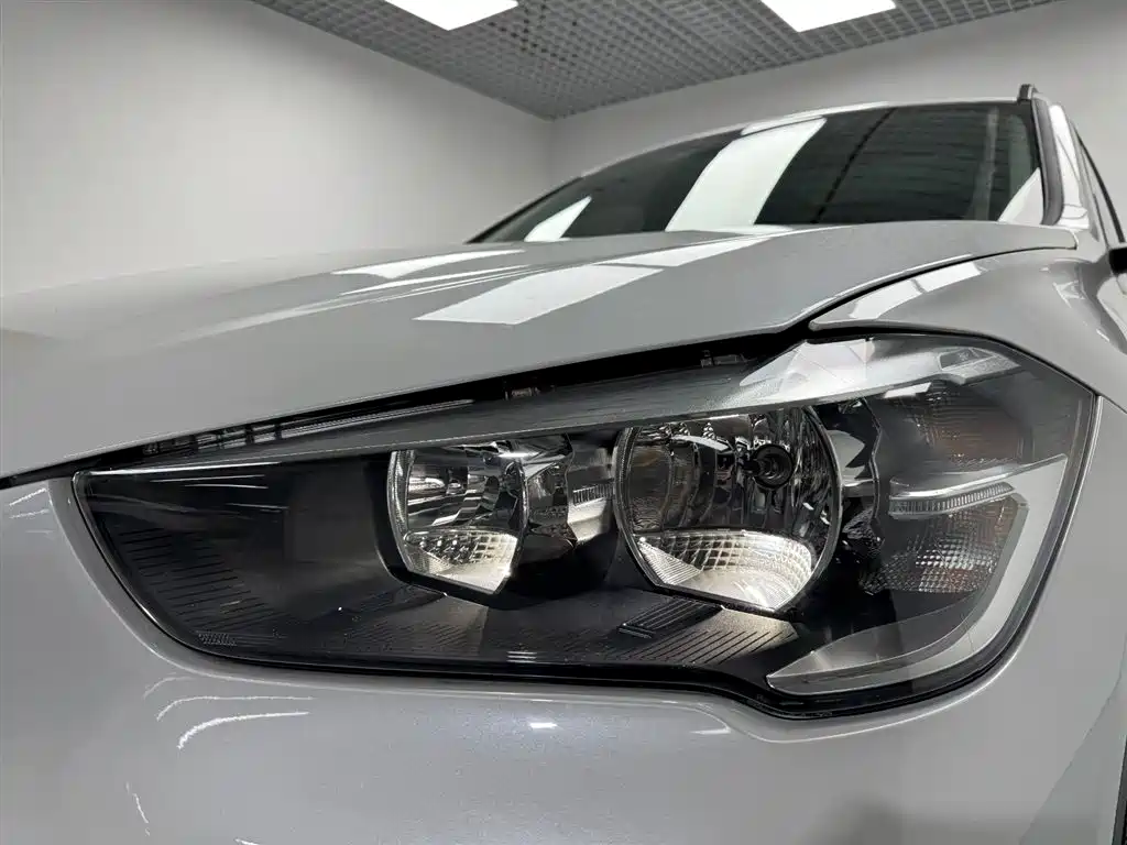 BMW X1 2019 sDrive18Li Fashion Model фото 15