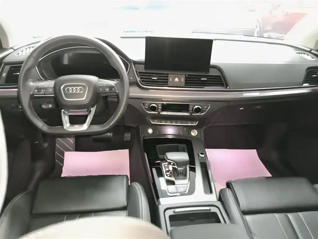 Audi Q5L 2022 40T Luxury Dynamic фото 10