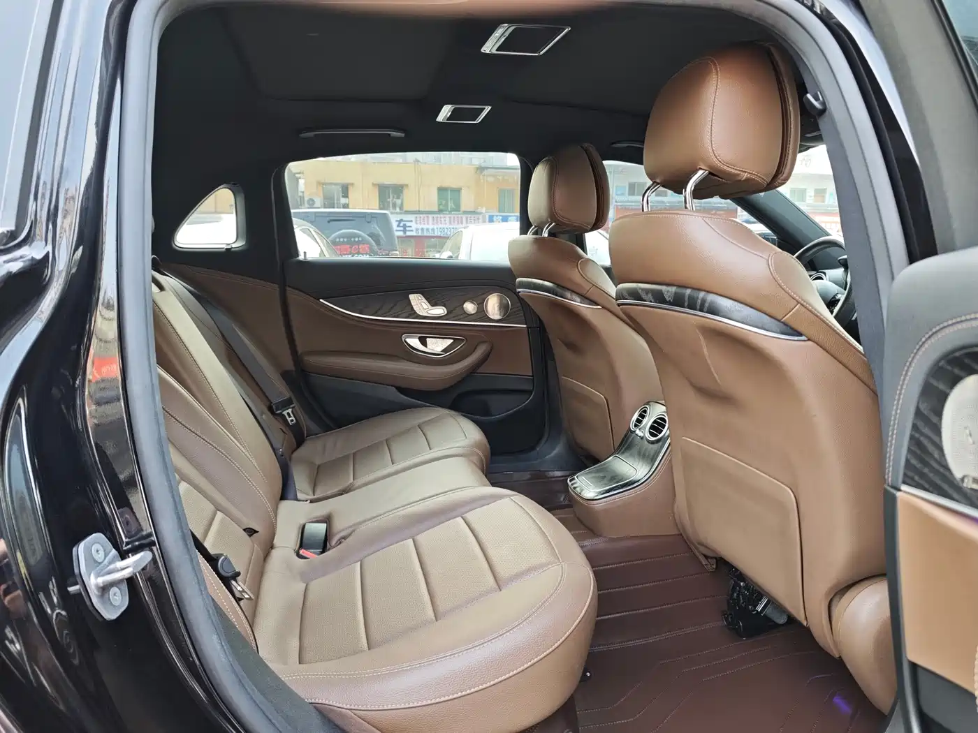 Mercedes-Benz E-Class 2022 Second Facelift E 300 L Sport Luxury фото 16