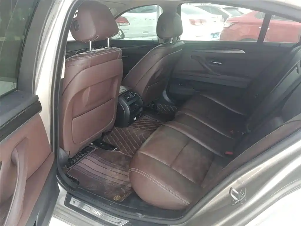 BMW 5 Series 2014 525Li Luxury Design Package фото 17