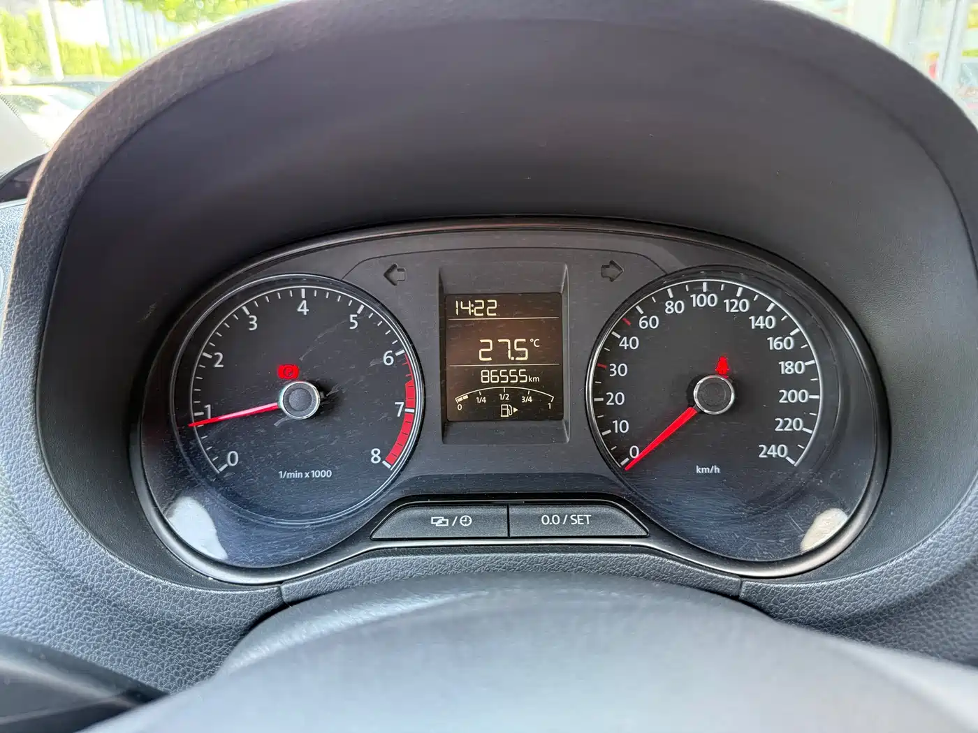 Volkswagen Polo 2014 1.4L Manual Trend Edition фото 7