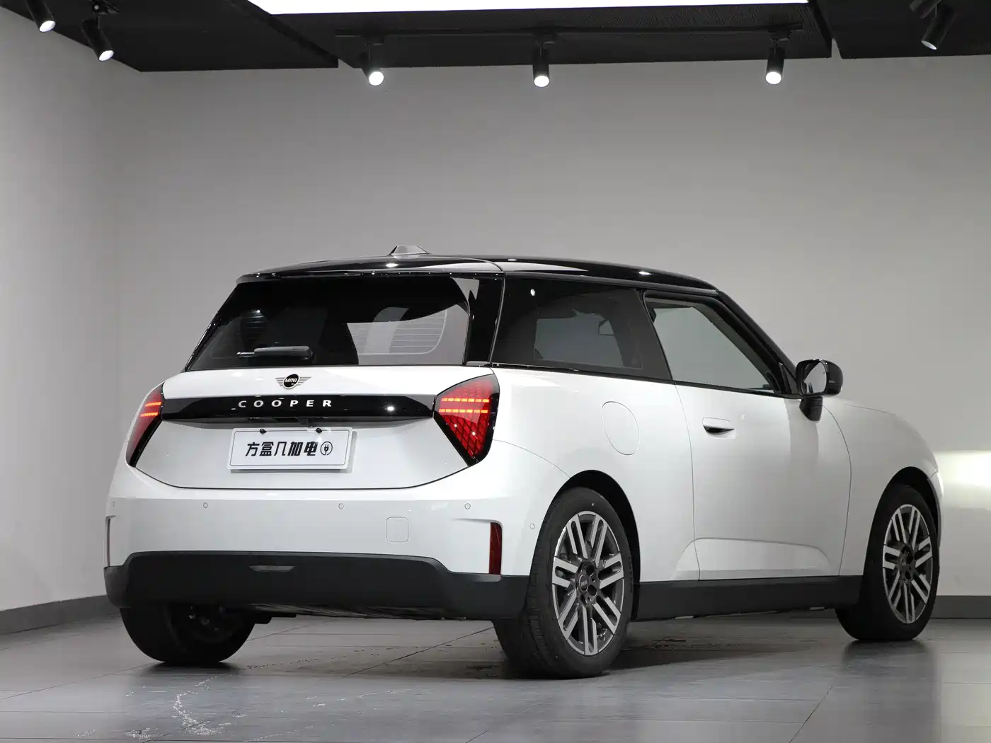 MINI ELECTRIC  COOPER