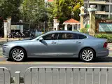 صورة 16 - Volvo S90