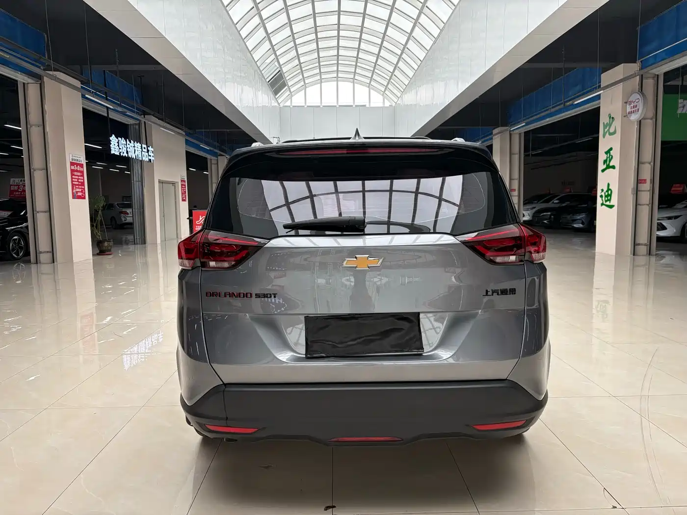 Chevrolet Volando 2018 530T Auto Sport Edition (5+2 seater) China V фото 8