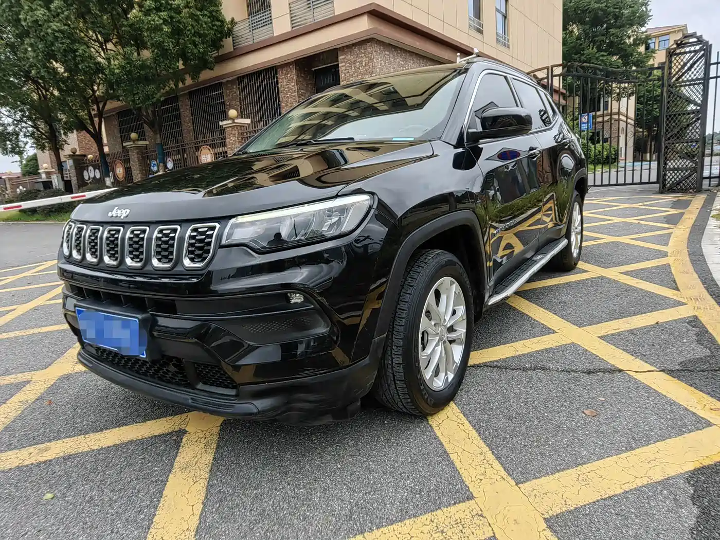 Jeep Compass 2021 2021 220T Automatic Leading Edition