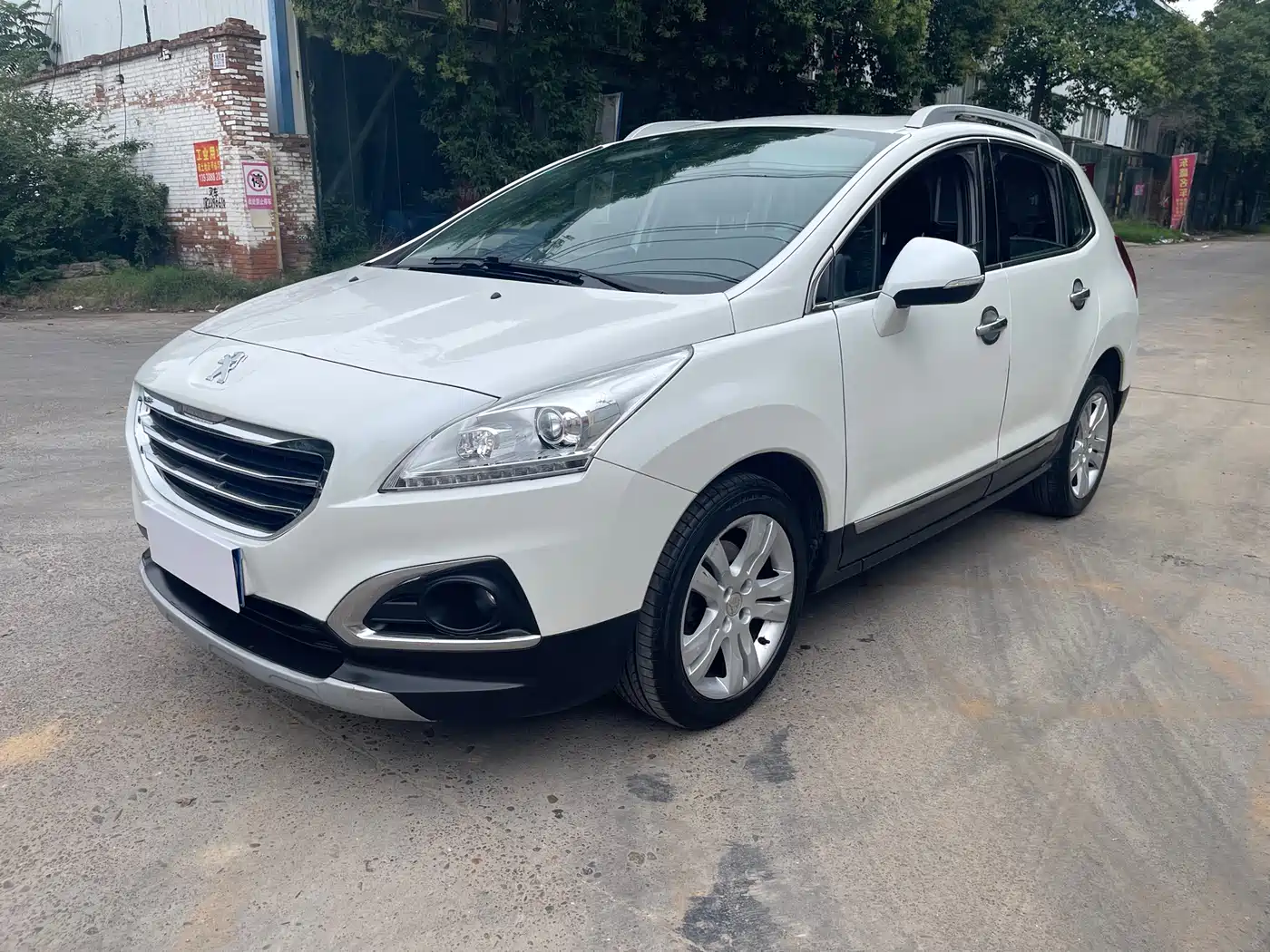 Peugeot 3008 2015 1.6THP Automatic Classic Edition