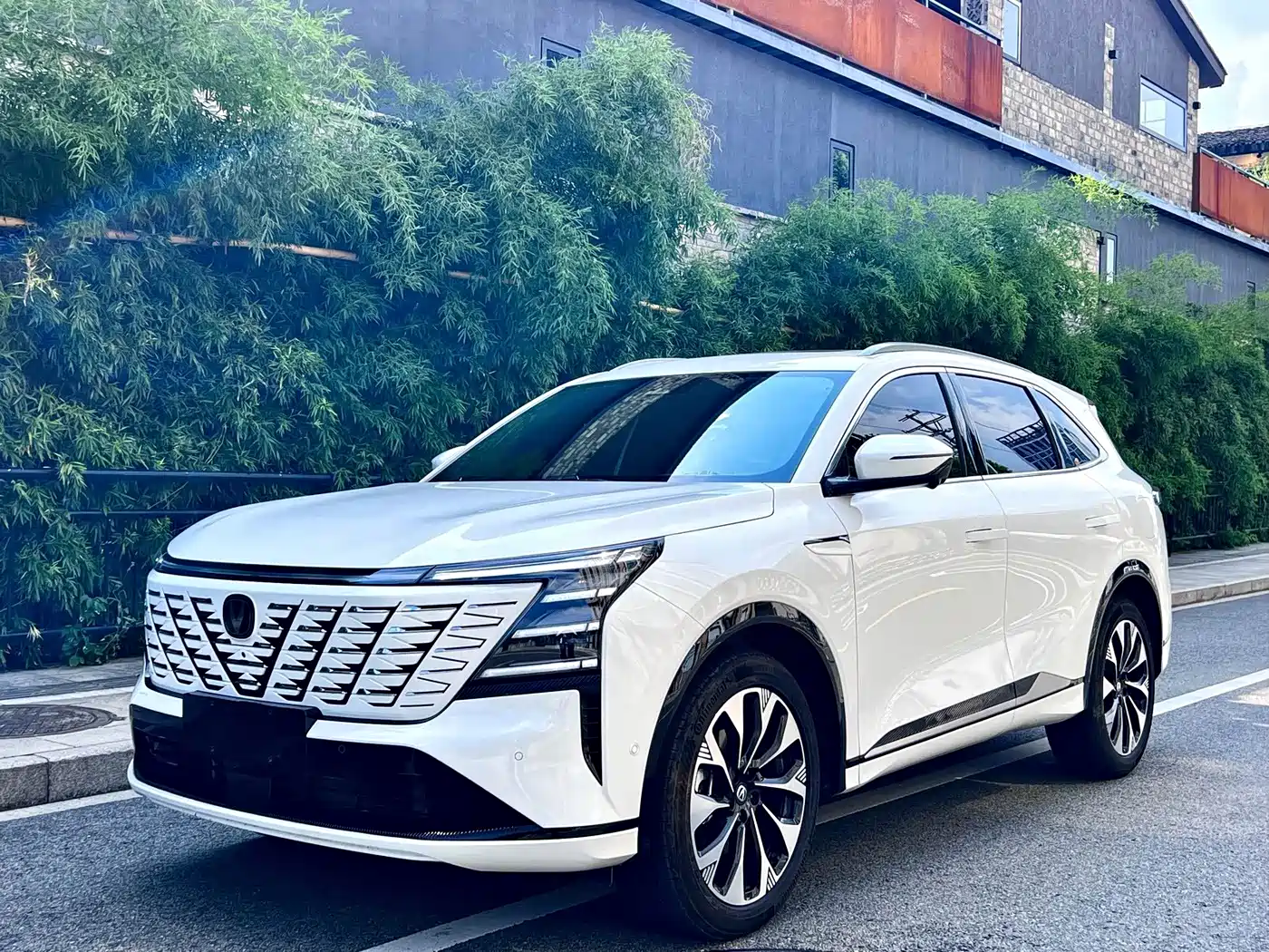 Фото 1 - Changan CS75 PLUS