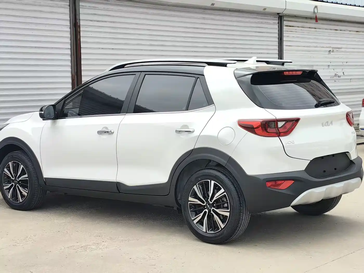 Kia KX1 2021 1.4L CVT Fun Sunroof Version фото 6