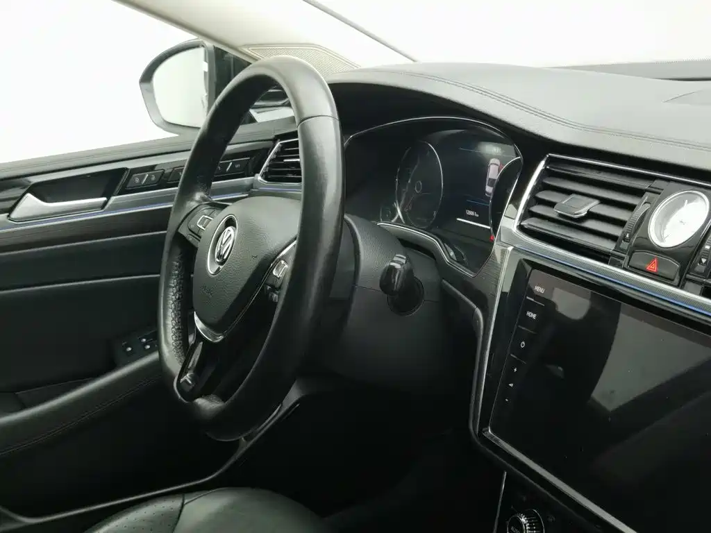 Фото 22 - Volkswagen Phideon