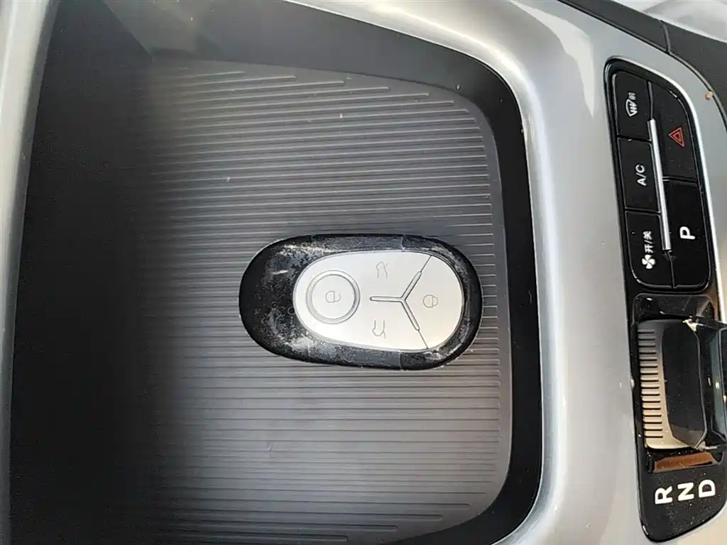 Geely Galaxy Starry Wish 2026 Edition 310km Youth Version фото 9