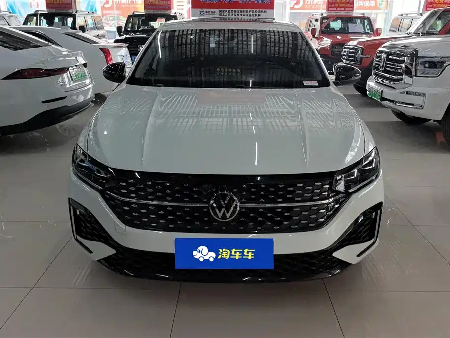 Volkswagen Lavida 2023 300TSI DSG Starlight Full Comfort Edition фото 2